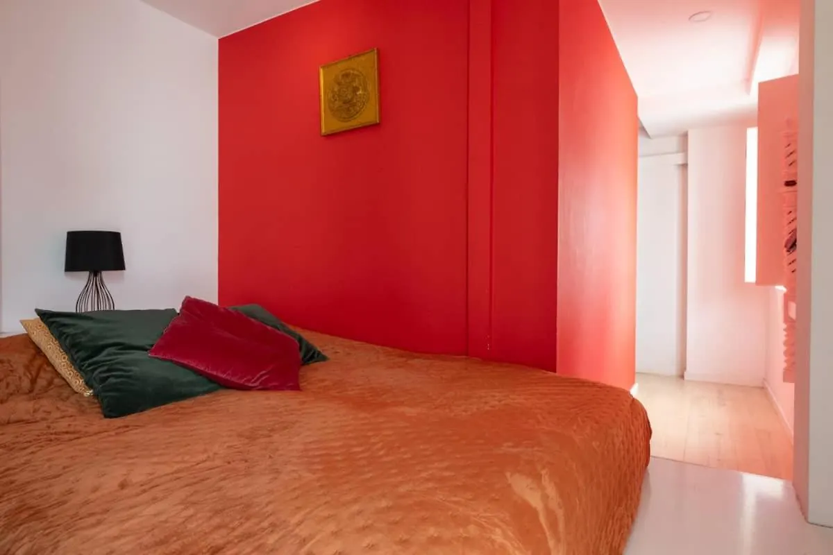 Tings Lisbon Hotel 2*,