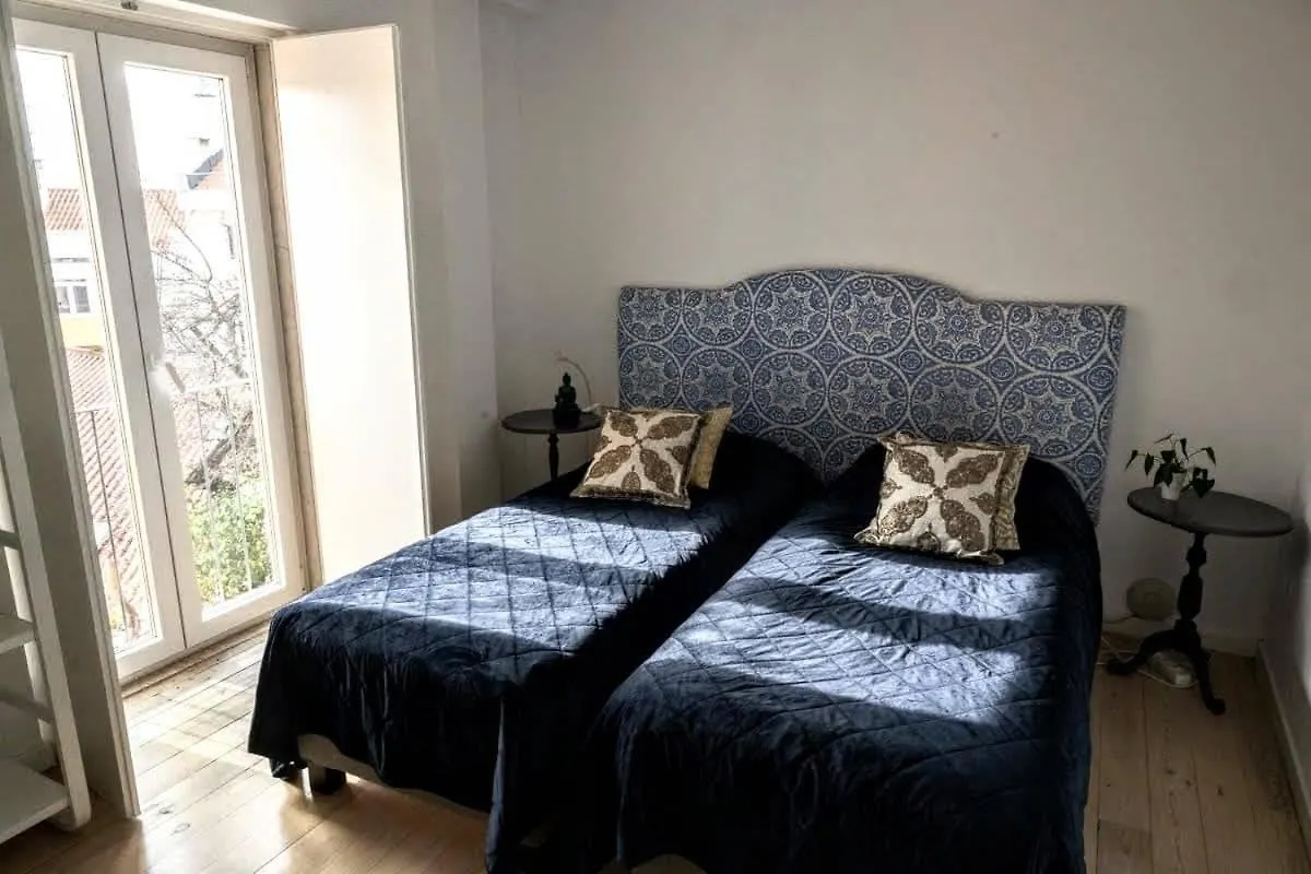 Tings Lisbon Hotel 2*,